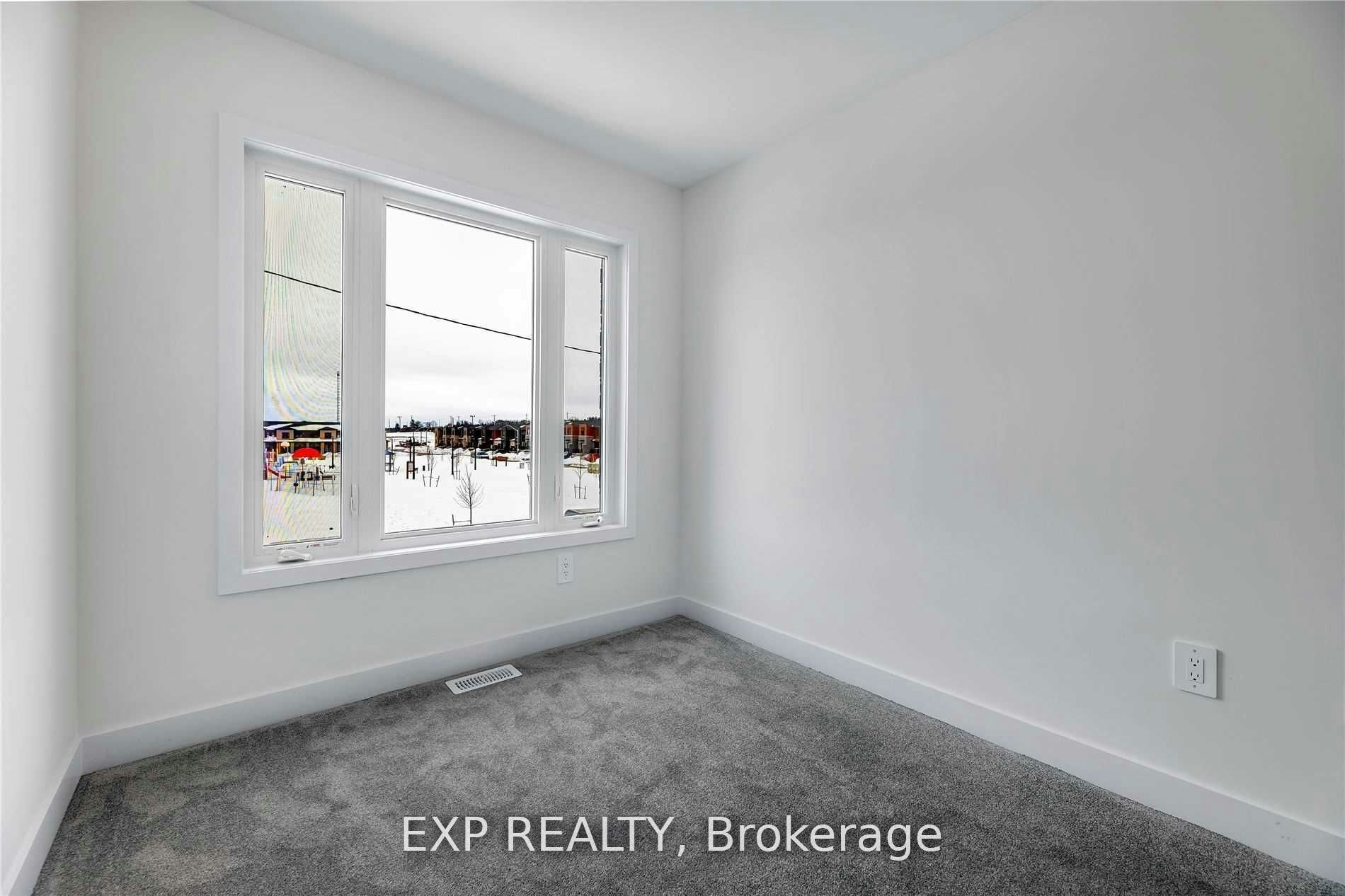 11 Evergreen Terrace, Barrie, ON, L9J 0M6 - 12
