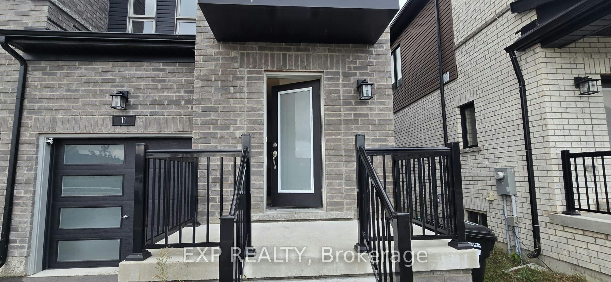 11 Evergreen Terrace, Barrie, ON, L9J 0M6 - 3