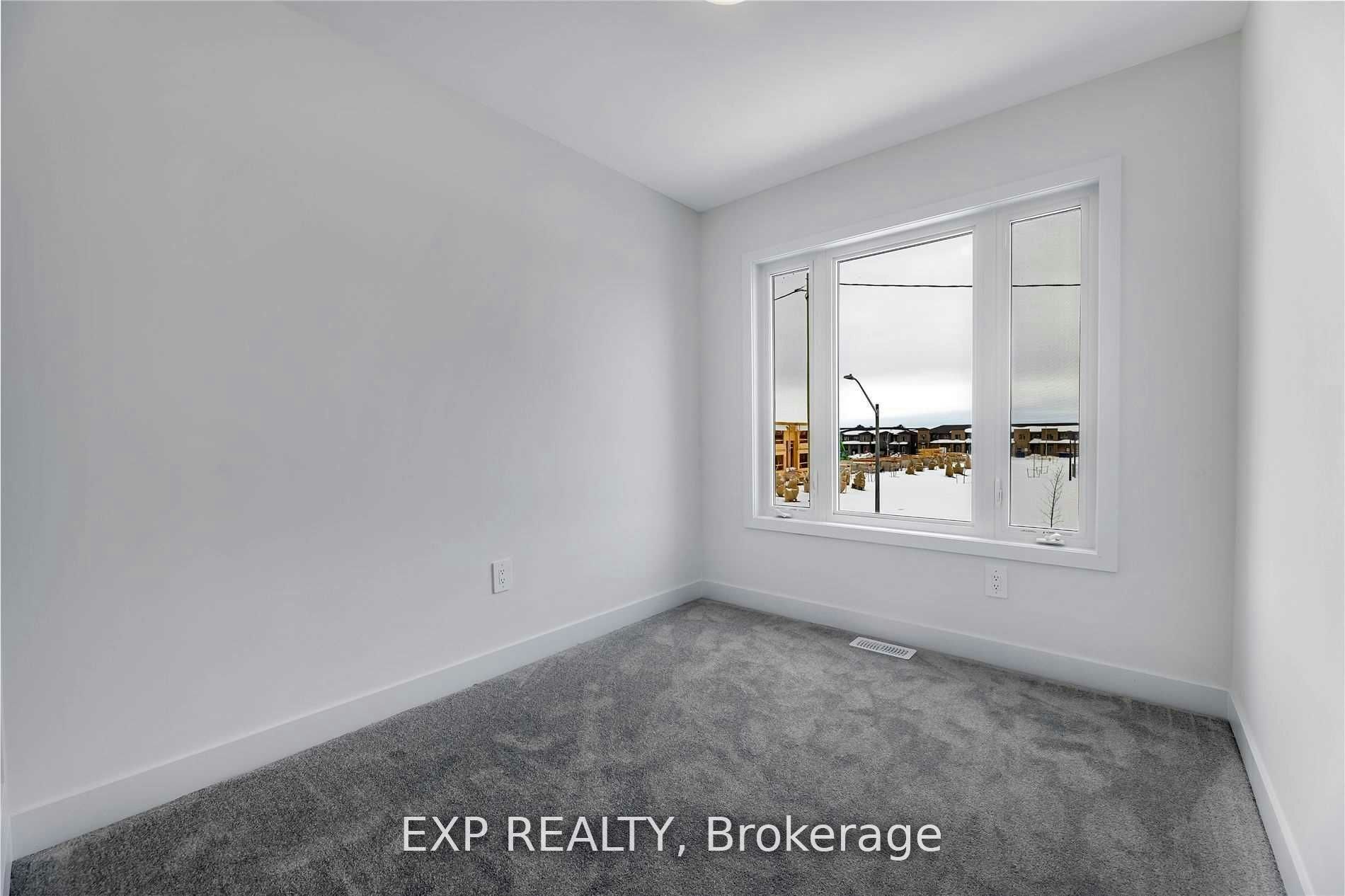 11 Evergreen Terrace, Barrie, ON, L9J 0M6 - 10