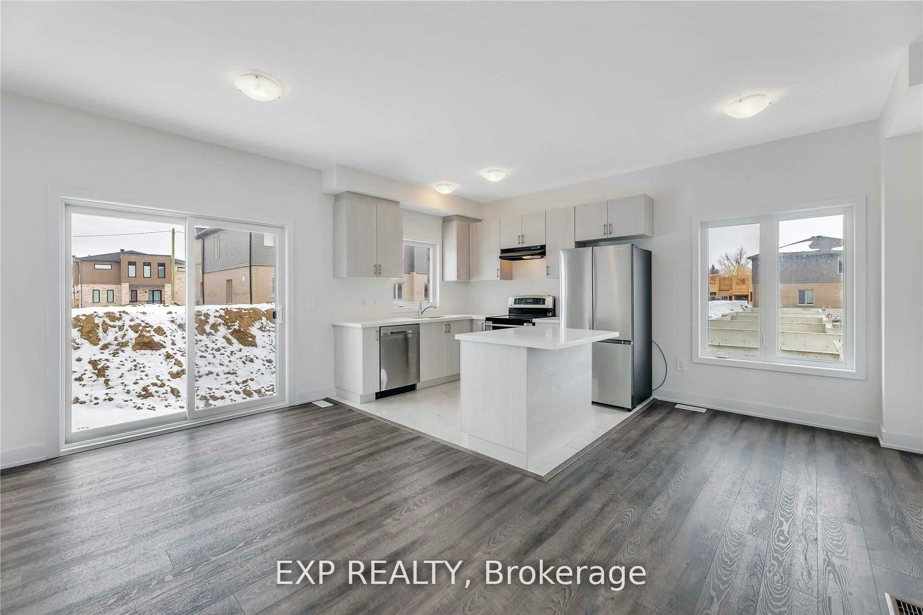 11 Evergreen Terrace, Barrie, ON, L9J 0M6 - 4