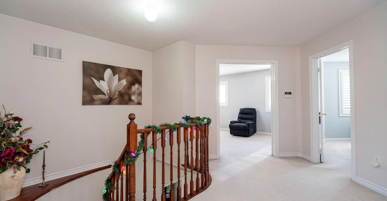22 Sovereign's Gate, Barrie, ON, L4N 0K7 - 23