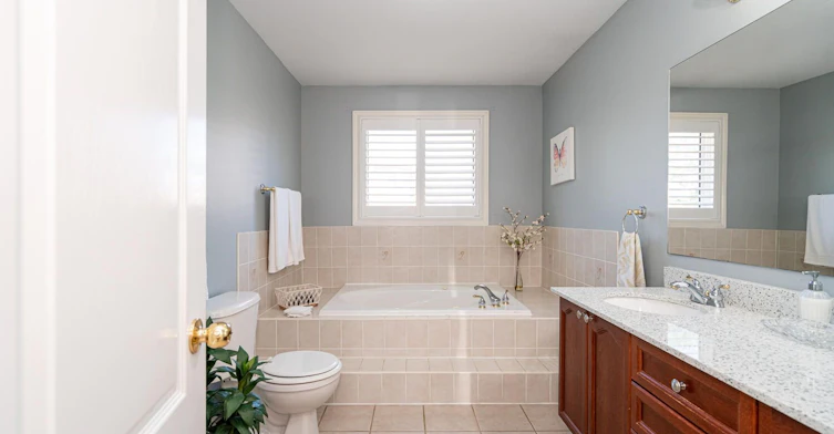 22 Sovereign's Gate, Barrie, ON, L4N 0K7 - 27