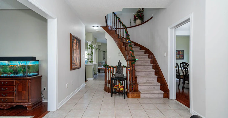 22 Sovereign's Gate, Barrie, ON, L4N 0K7 - 7