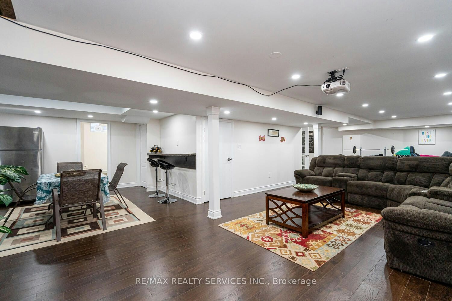 22 Sovereign's Gate, Barrie, ON, L4N 0K7 - 43