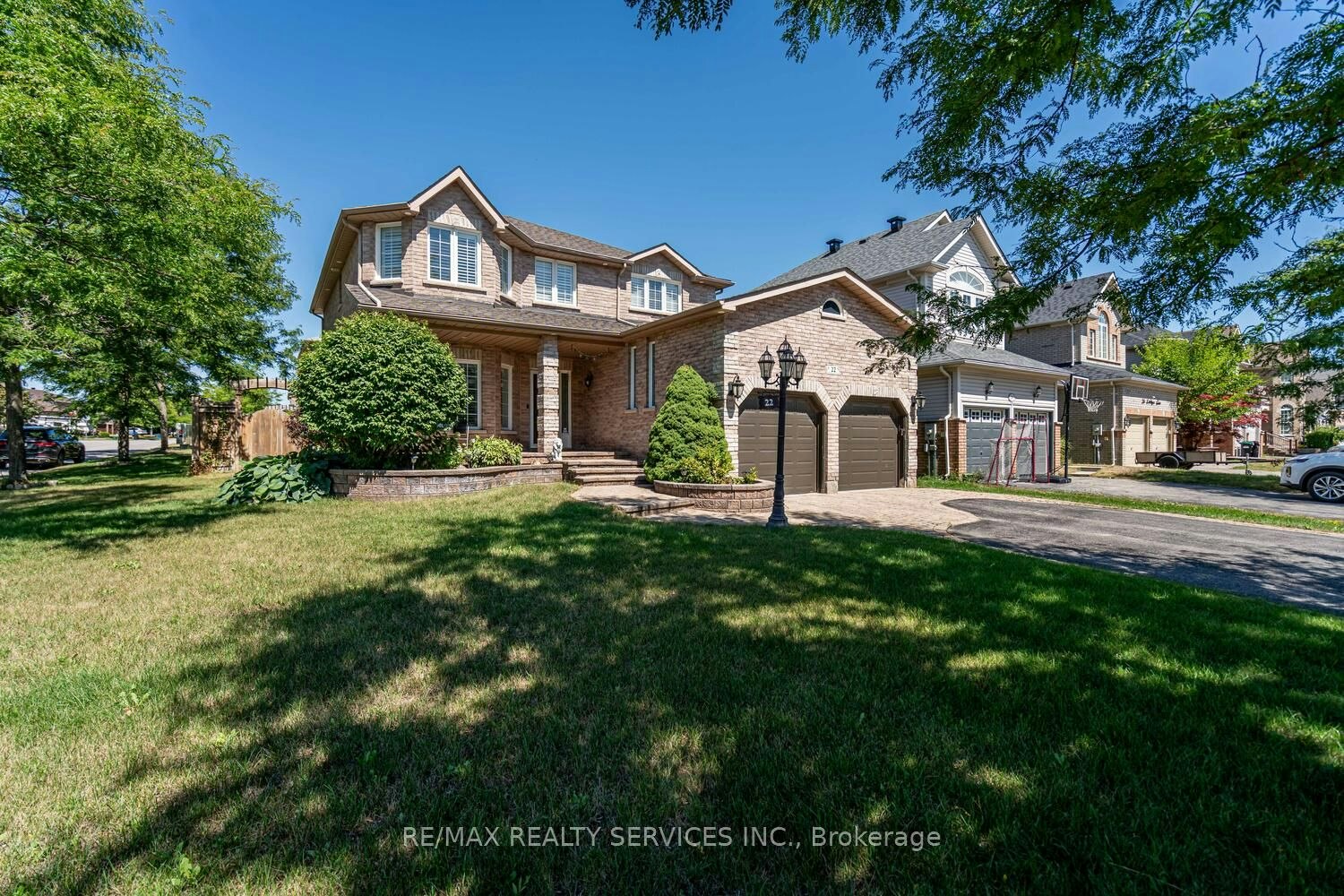 22 Sovereign's Gate, Barrie, ON, L4N 0K7 - 3