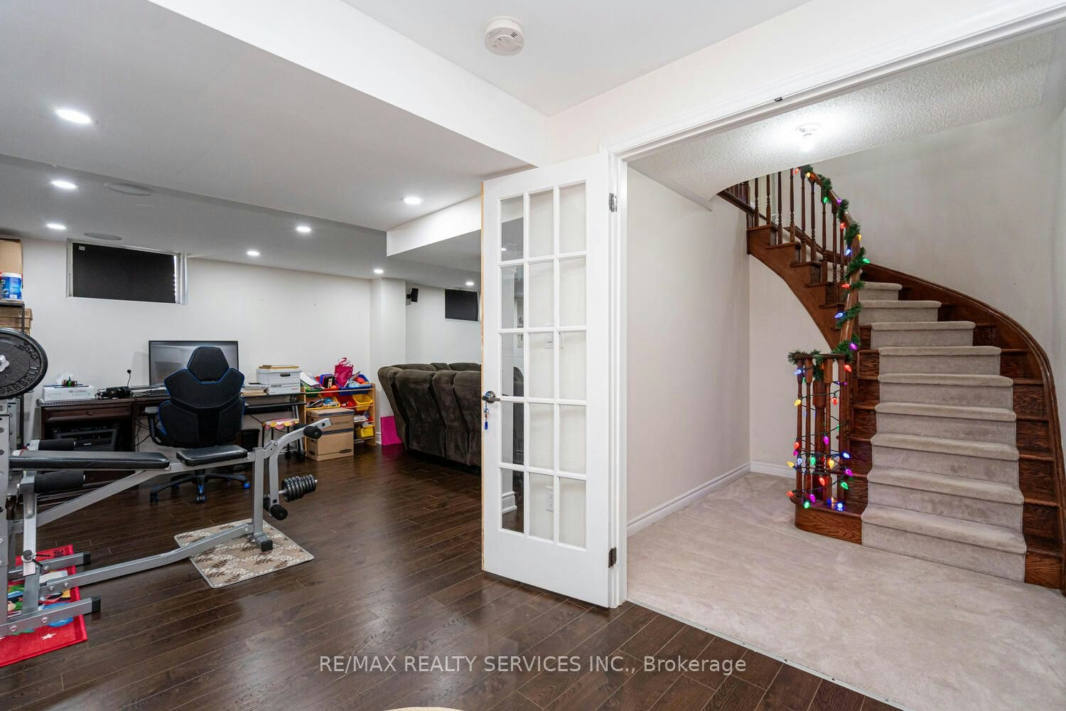 22 Sovereign's Gate, Barrie, ON, L4N 0K7 - 38