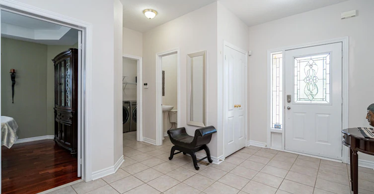 22 Sovereign's Gate, Barrie, ON, L4N 0K7 - 6