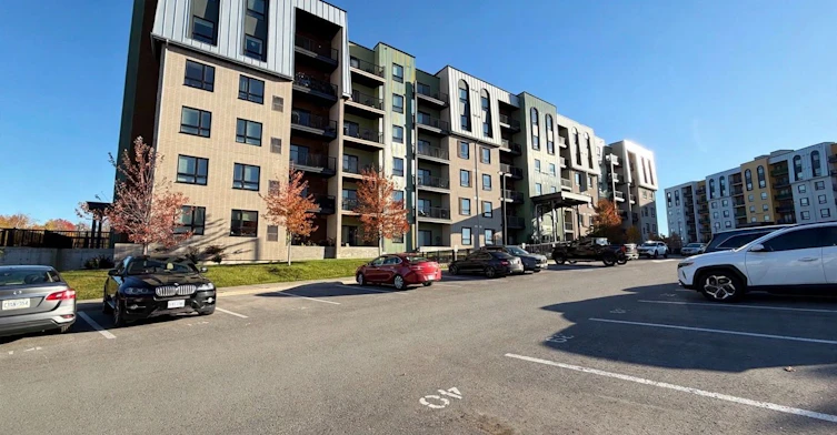 304-5 Chef Lane, Barrie, ON, L9J 0J8 - 2