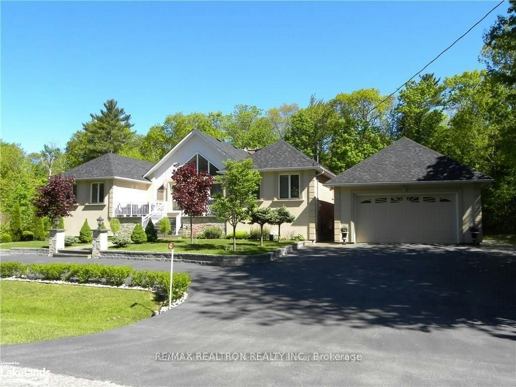 43 Staglir Drive, Tiny, ON, L9M 0H2