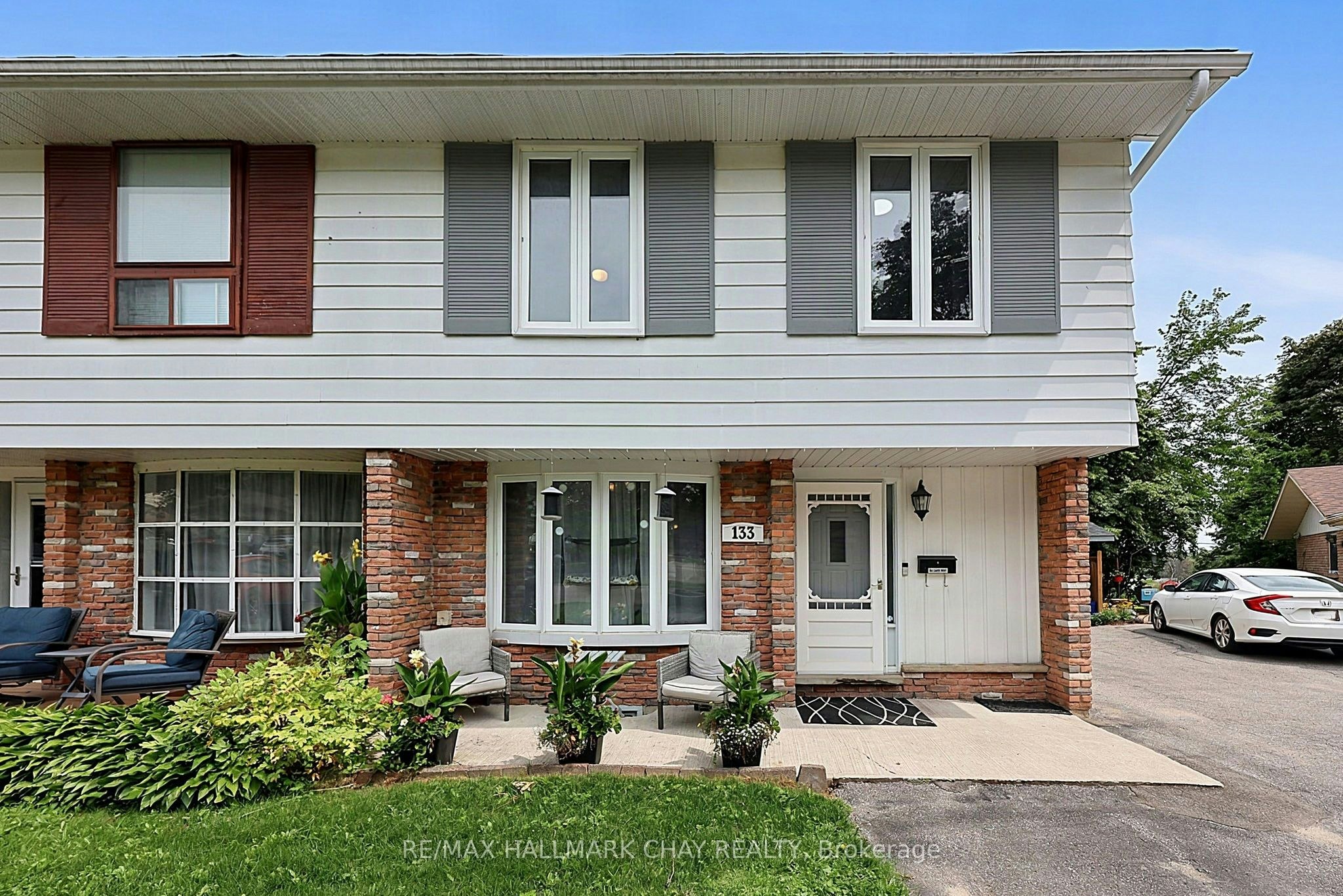 133 Daphne Crescent, Barrie, ON, L4M 2Y7