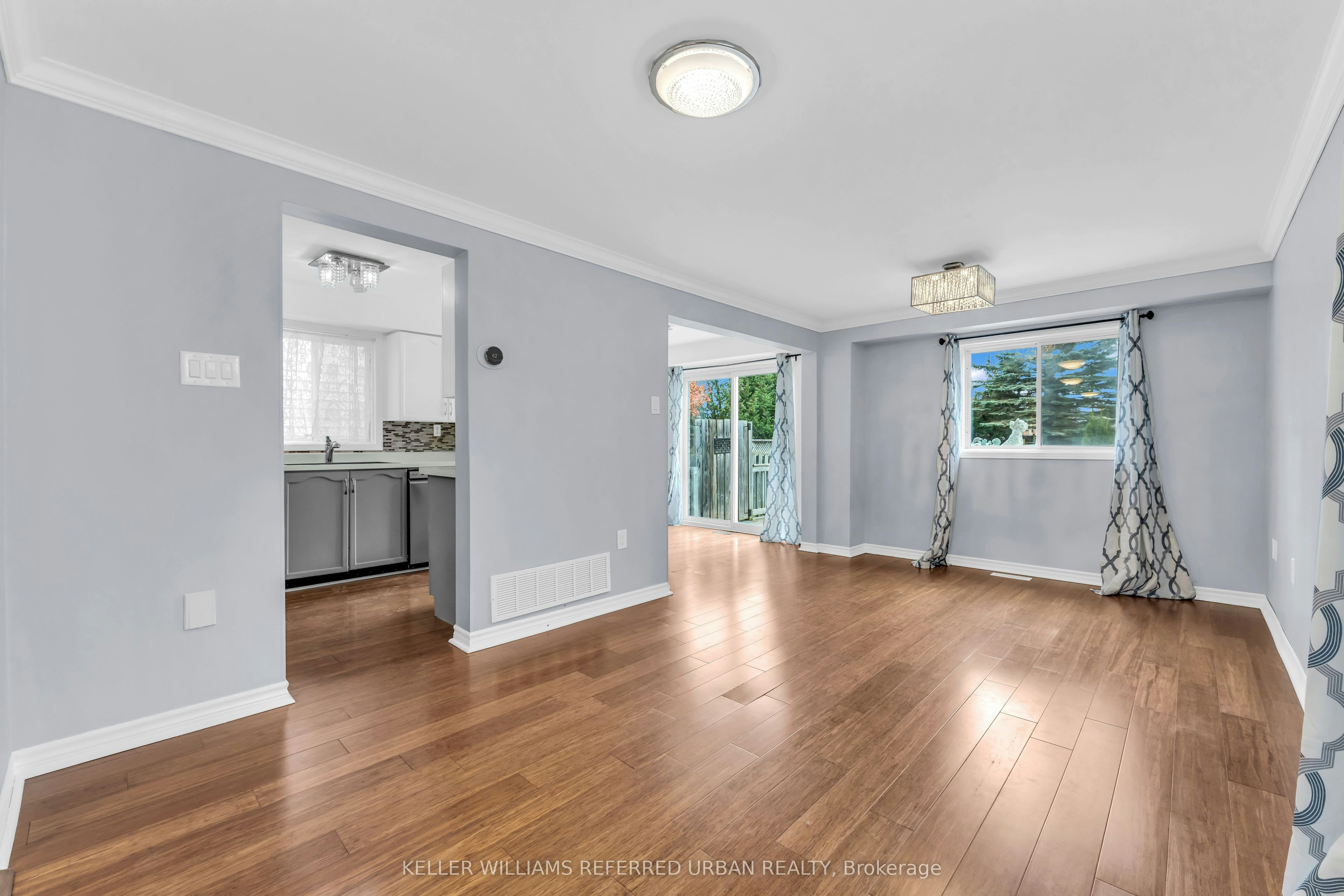 94 Laidlaw Drive, Barrie, ON, L4N 7S2 - 7