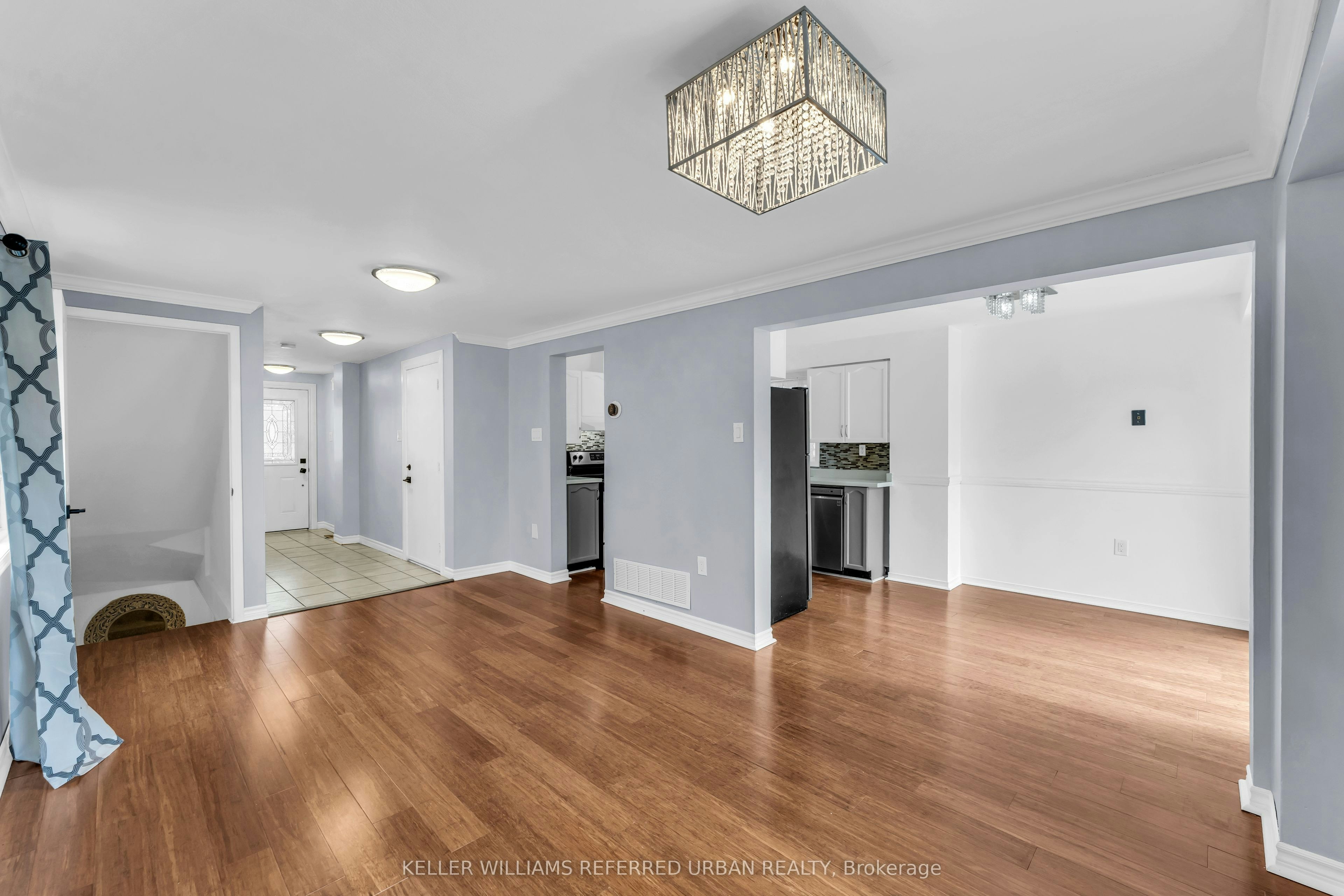 94 Laidlaw Drive, Barrie, ON, L4N 7S2 - 5