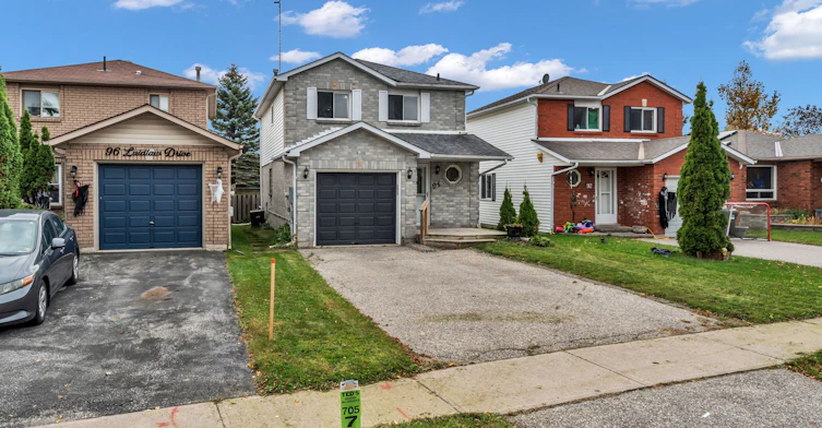 94 Laidlaw Drive, Barrie, ON, L4N 7S2