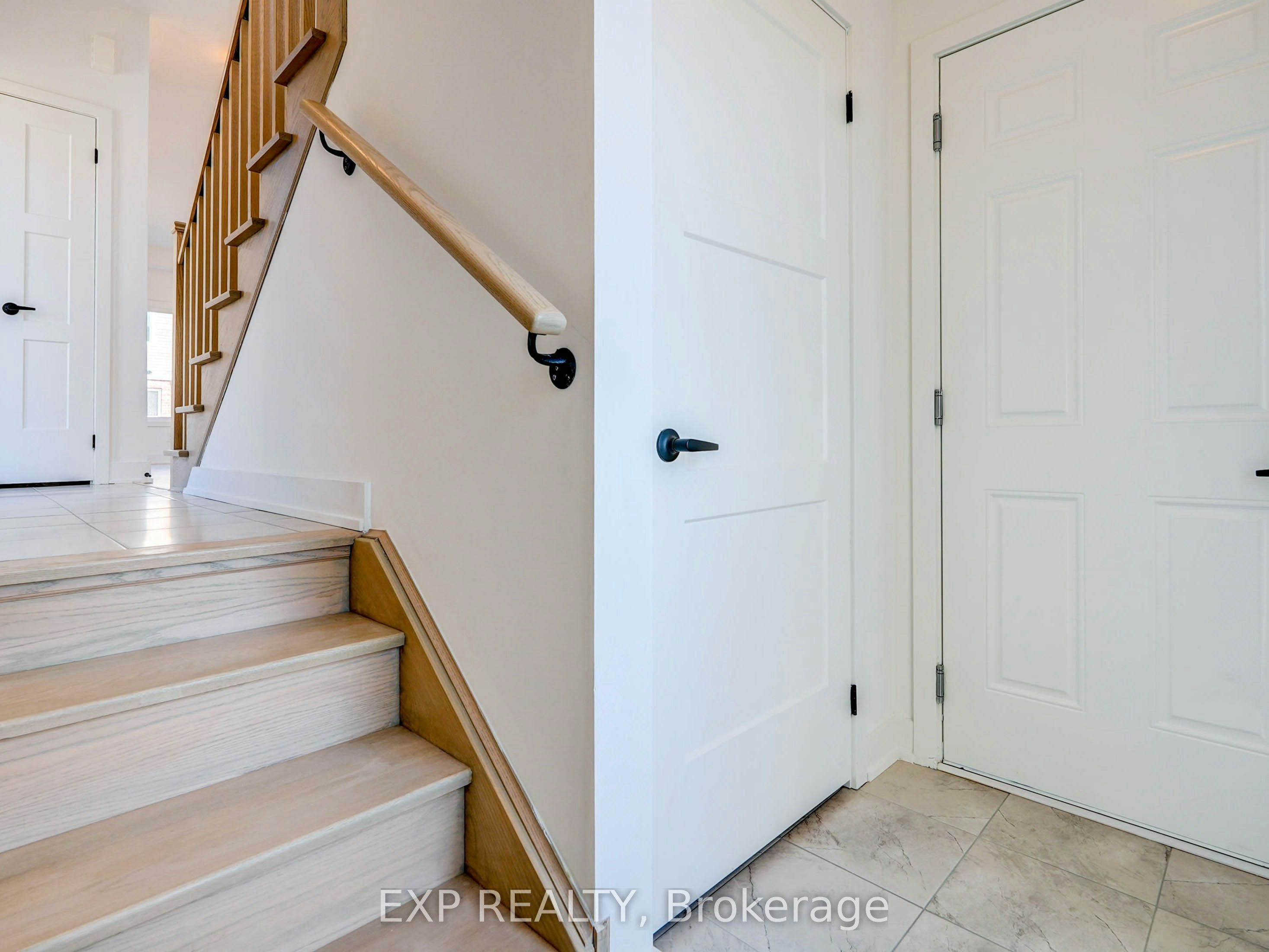 30 Wheatfield Road, Barrie, ON, L9J 0T8 - 31
