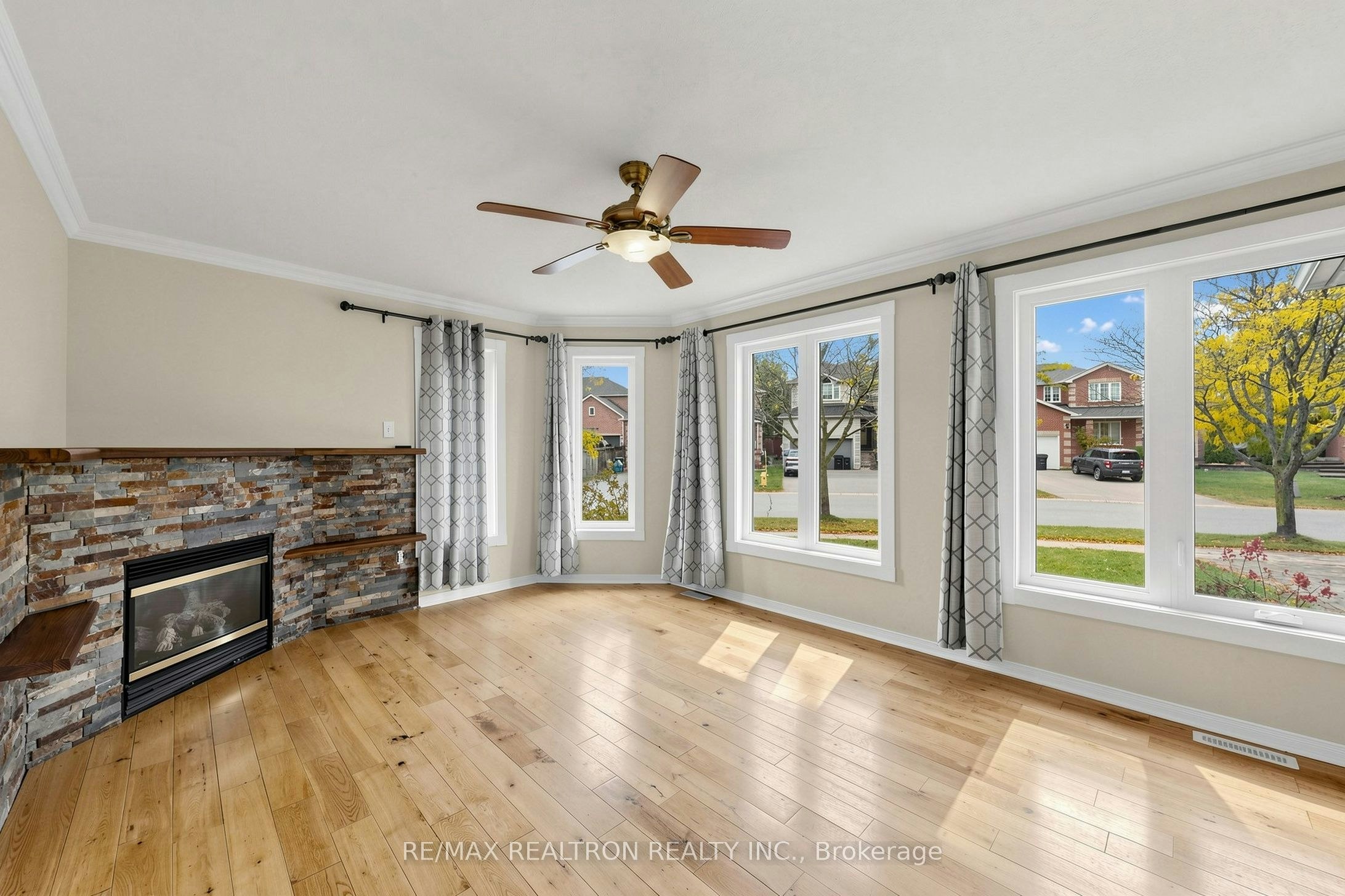 47 Birchwood Drive, Barrie, ON, L4M 6X7 - 8