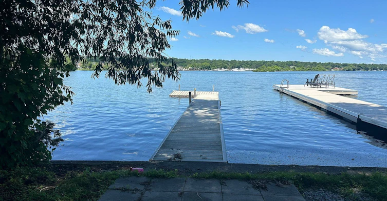 172 Cedar Island Road, Orillia, ON, L3V 1T1