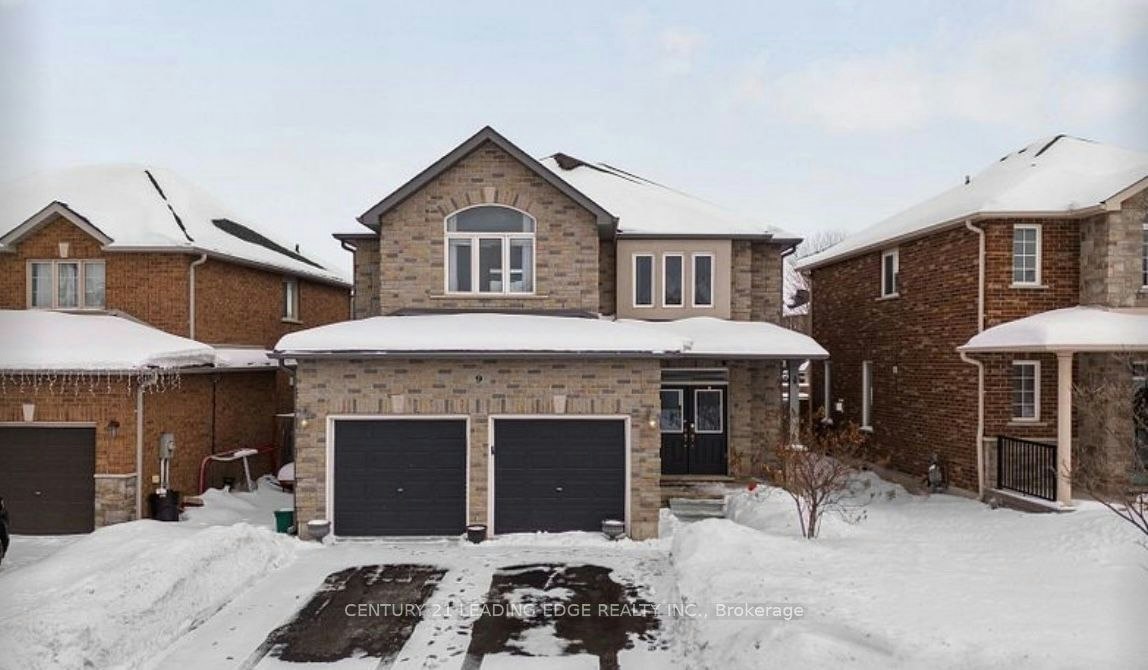 9 Kierland Road, Barrie, ON, L4N 6G5