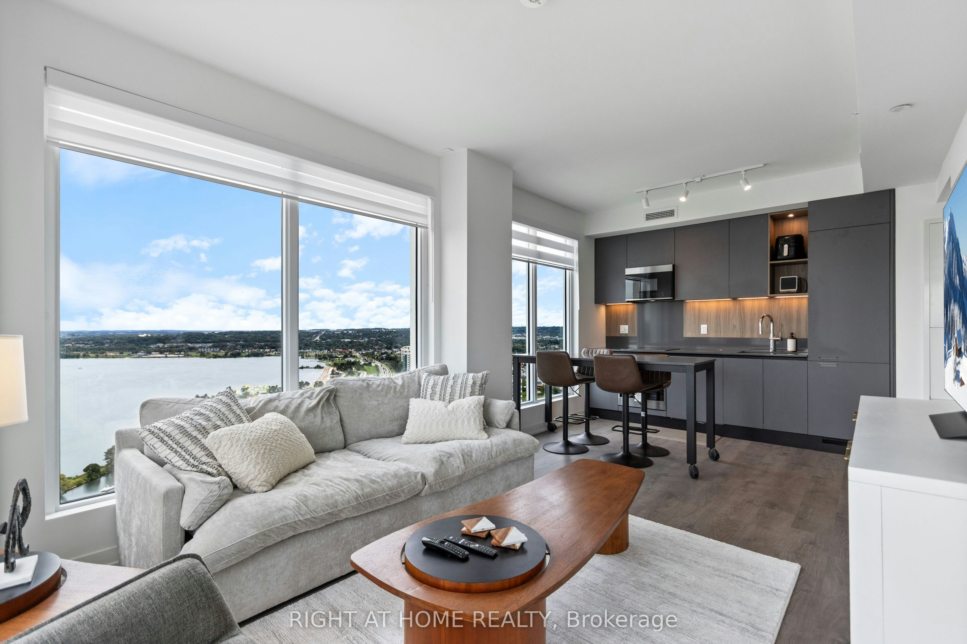 2407-39 Mary Street, Barrie, ON, L4N 1S9 - 5