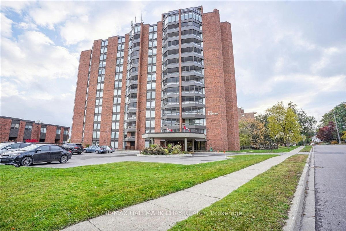 1208-181 Collier Street, Barrie, ON, L4M 3B5 - 2