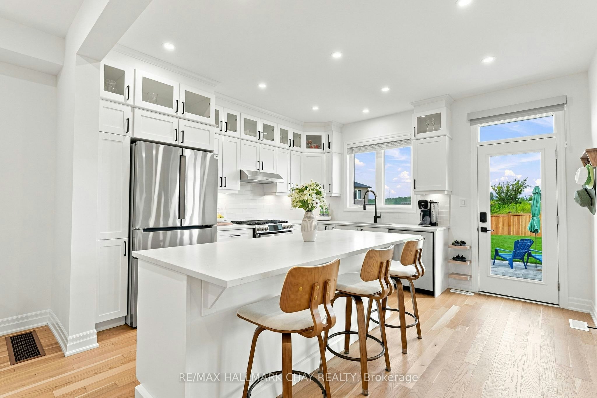 90 Mcbride Trail, Barrie, ON, L9J 0Y6 - 8