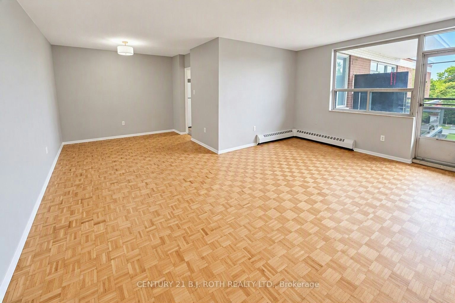 405-90 Holgate Street, Barrie, ON, L4N 2T9 - 5