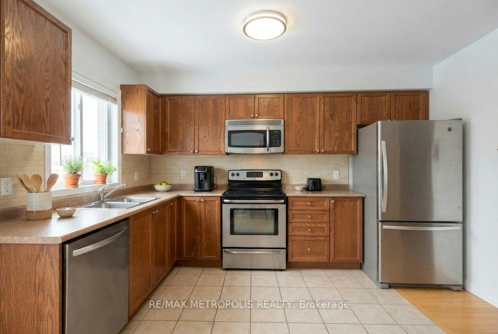 57-25 Southwoods Crescent, Barrie, ON, L4N 9P8
