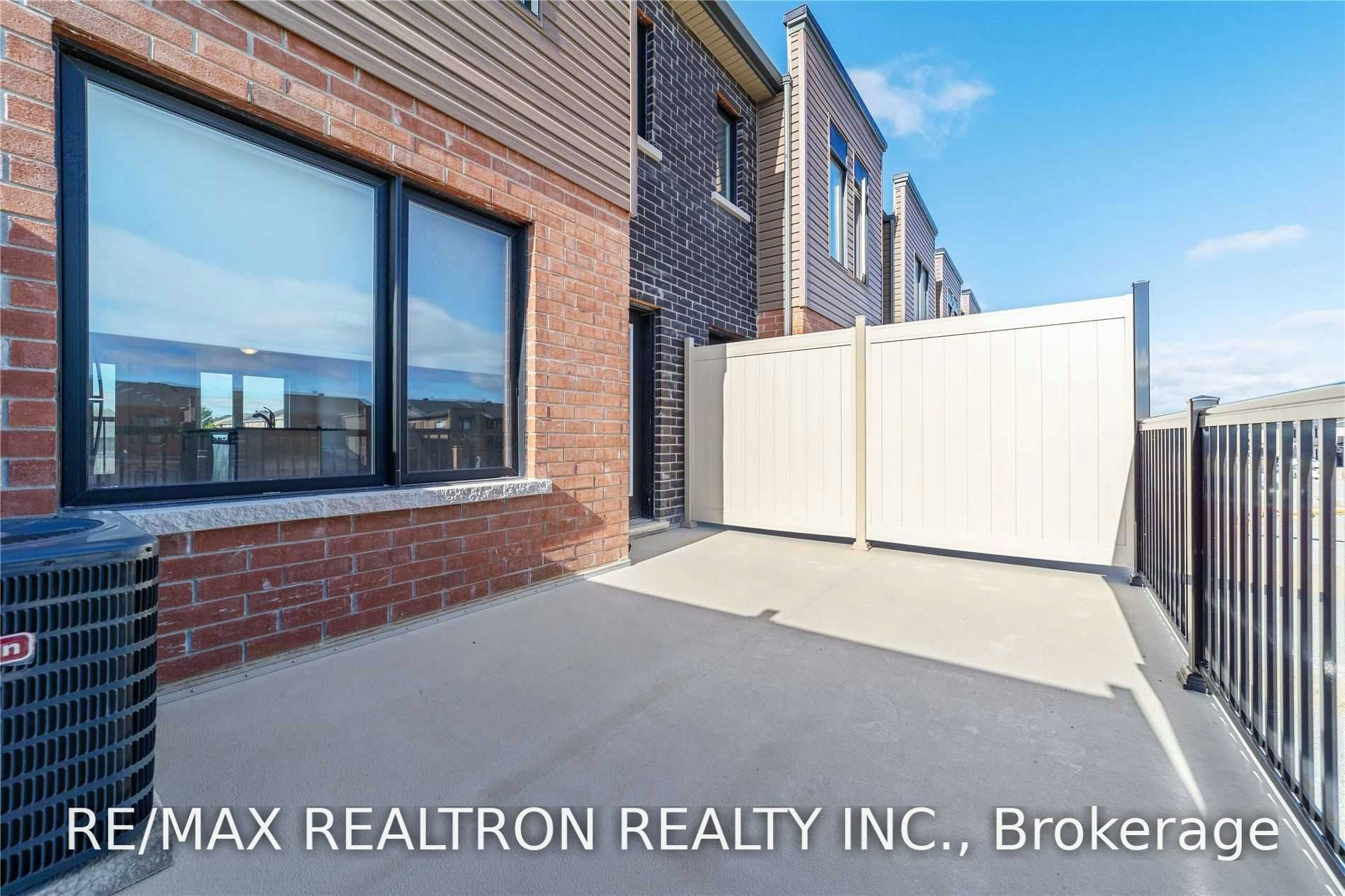 7 Fairlane Avenue, Barrie, ON, L9J 0N1 - 10