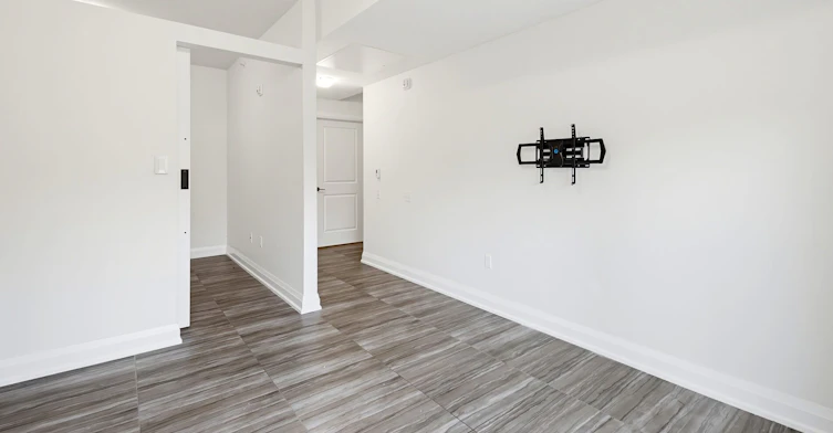 110-20 Koda Street, Barrie, ON, L9J 0J7 - 13