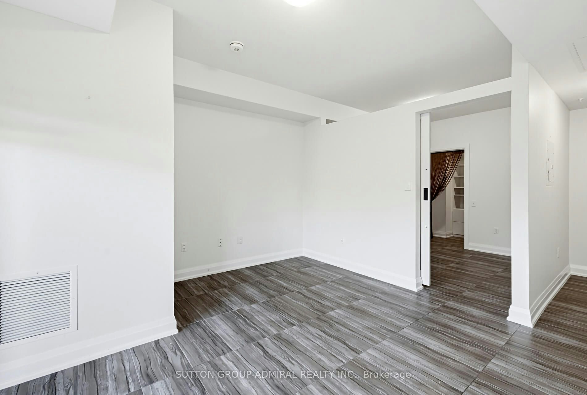 110-20 Koda Street, Barrie, ON, L9J 0J7 - 11