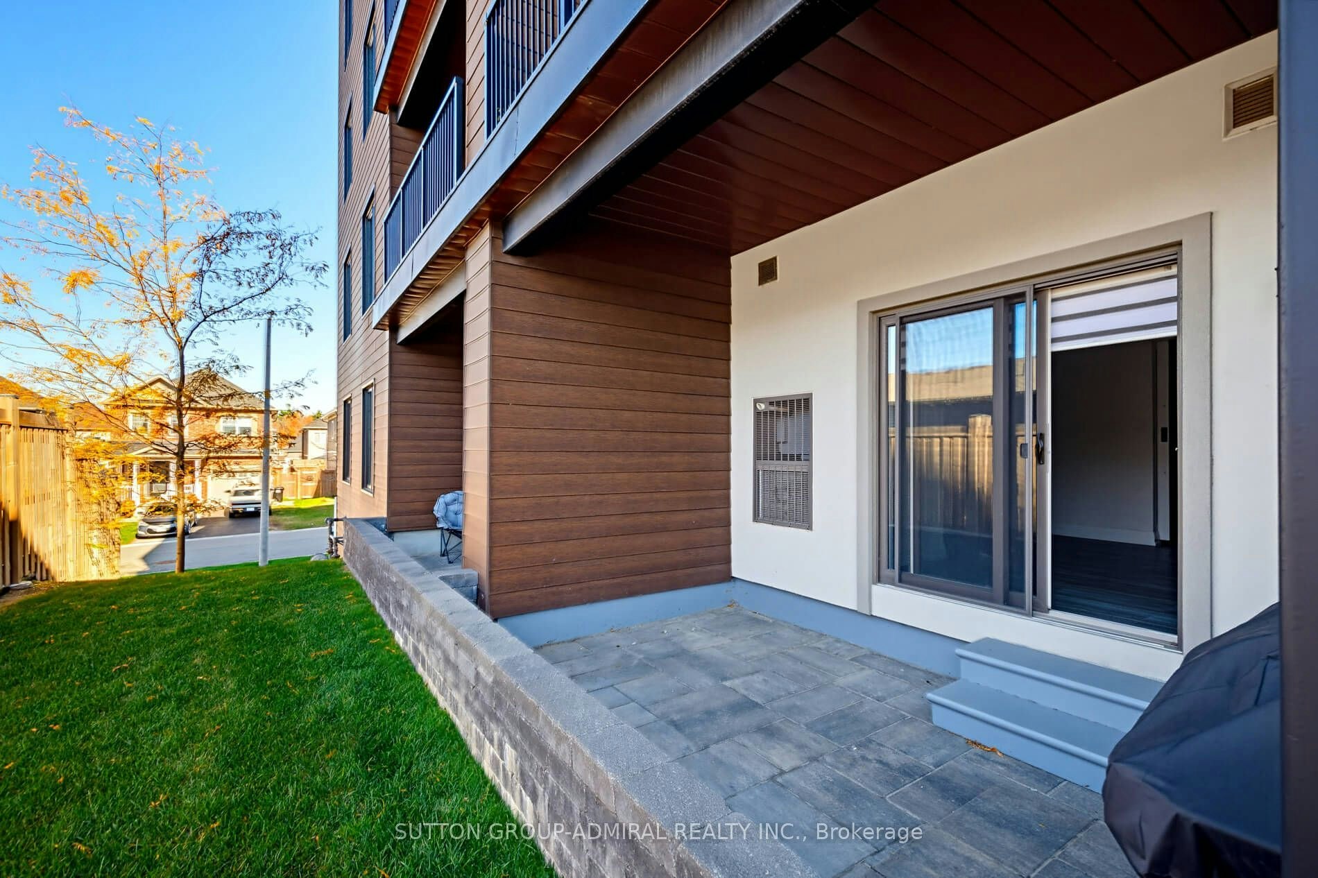 110-20 Koda Street, Barrie, ON, L9J 0J7 - 20