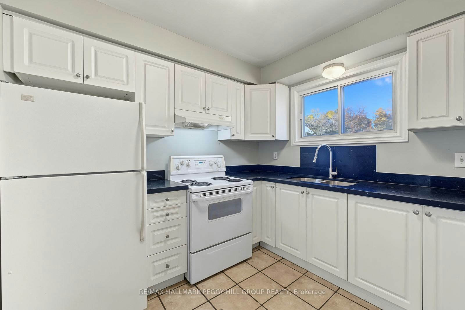 26-275 Blake Street, Barrie, ON, L4M 1K7 - 5