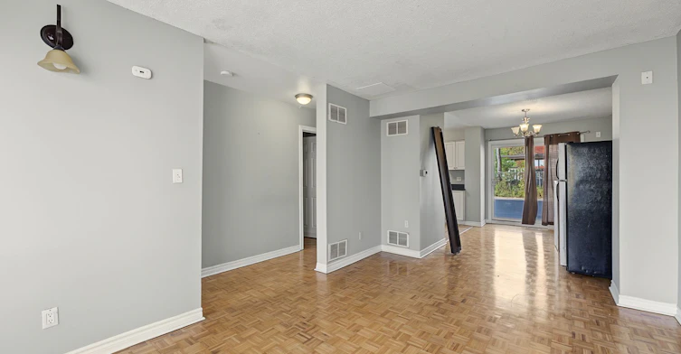 26-275 Blake Street, Barrie, ON, L4M 1K7 - 4