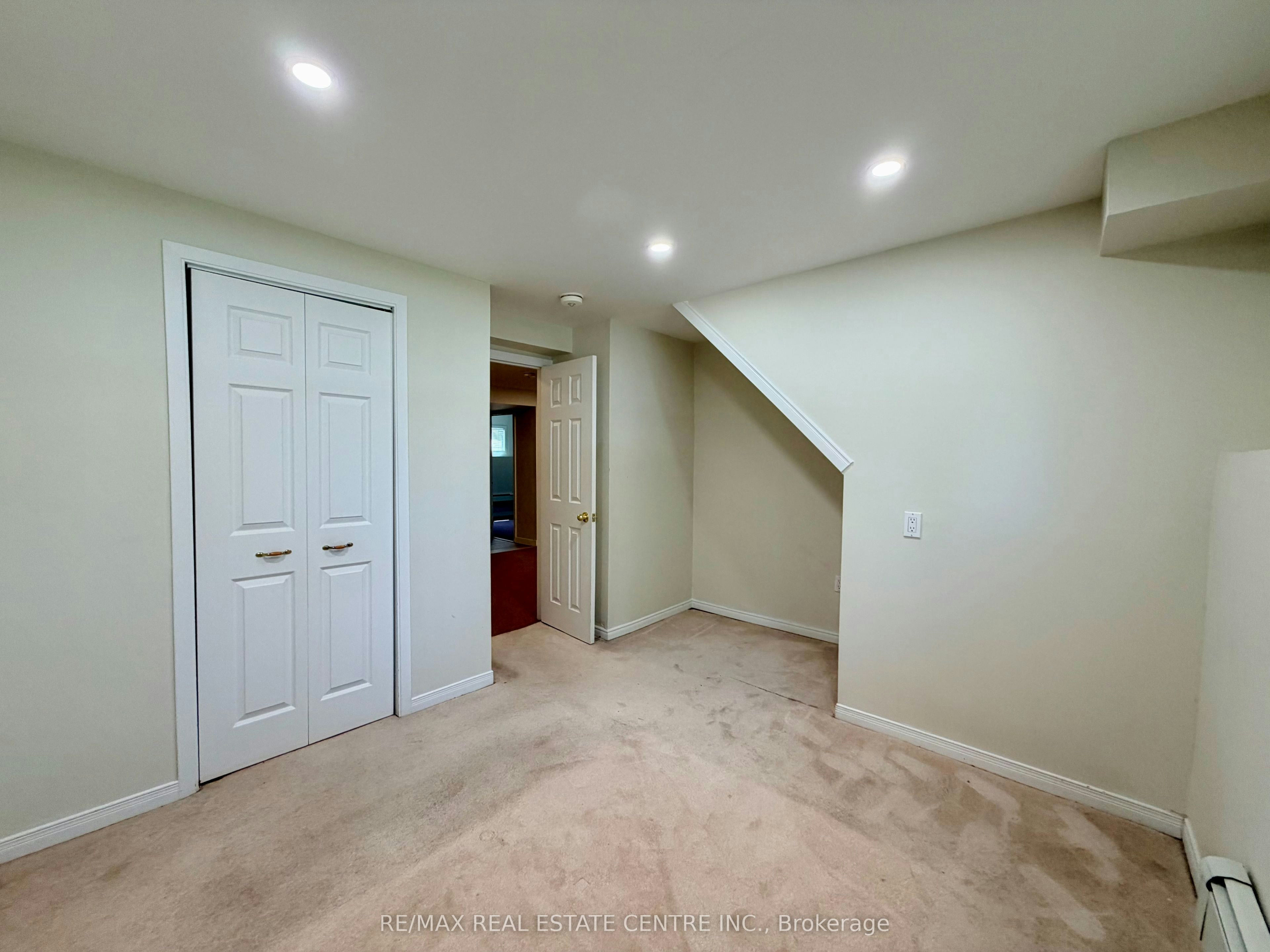 33 Evergreen Crescent, Wasaga Beach, ON, L9Z 1B6 - 3