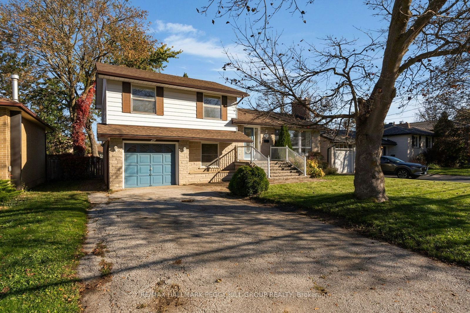 126 Steel Street, Barrie, ON, L4M 2G2