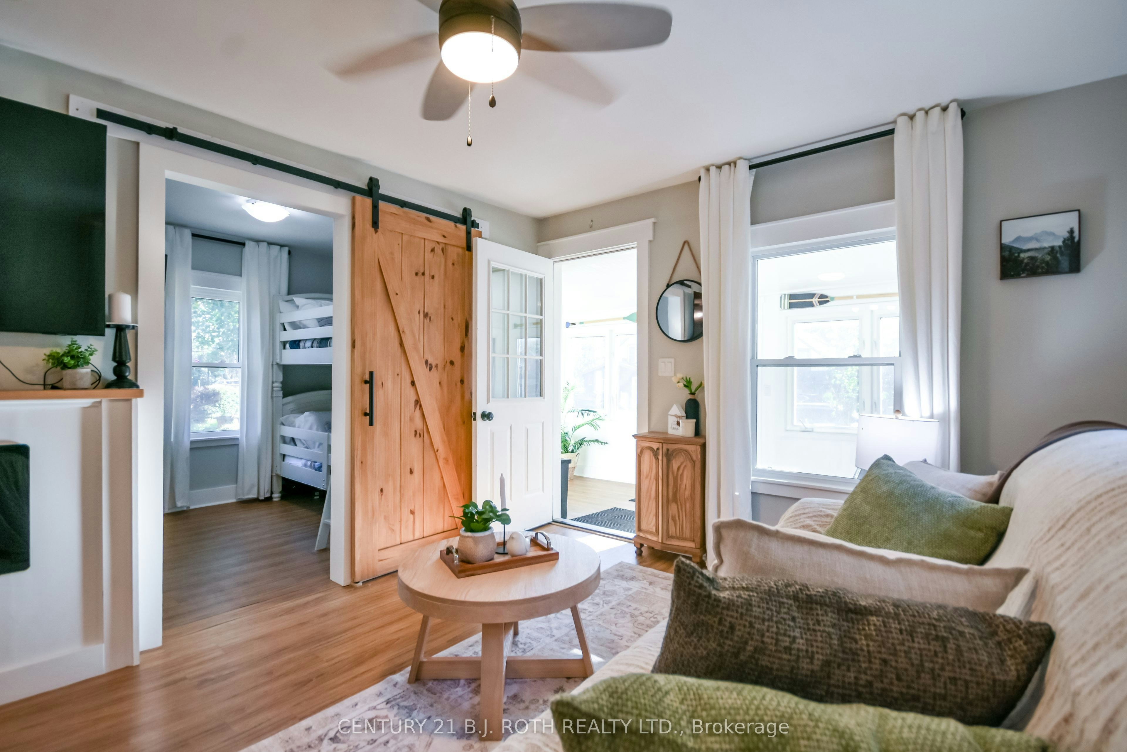3358 Muskoka Street, Severn, ON, L0K 2B0 - 5