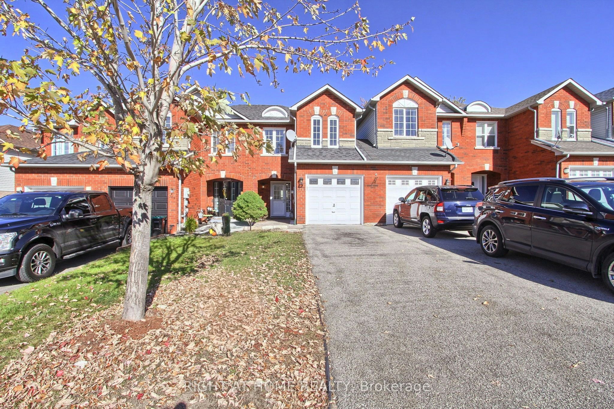 371 Ferndale Drive, Barrie, ON, L4N 9Y8