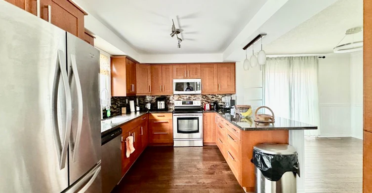 48 James Street, Barrie, ON, L4N 6Y3 - 6