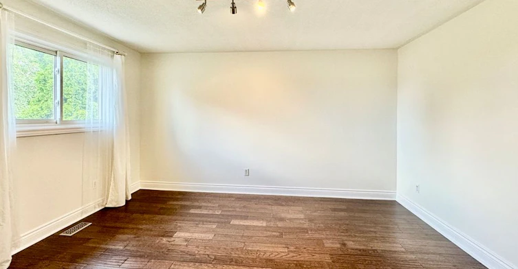 48 James Street, Barrie, ON, L4N 6Y3 - 14