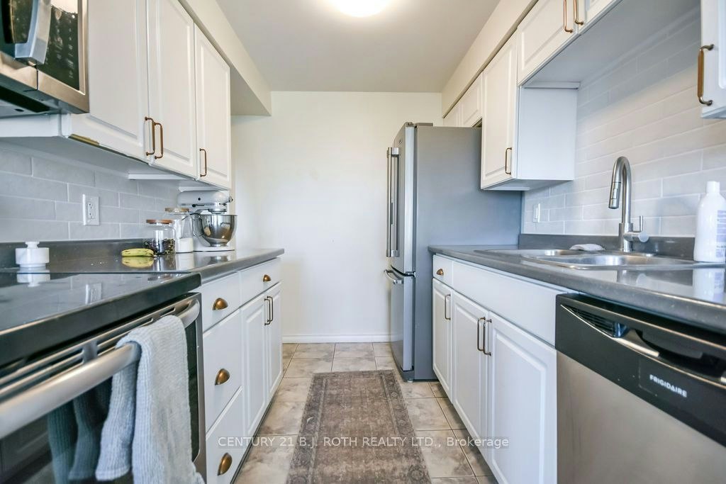 41 Goodwin Drive, Barrie, ON, L4N 5Z7 - 6