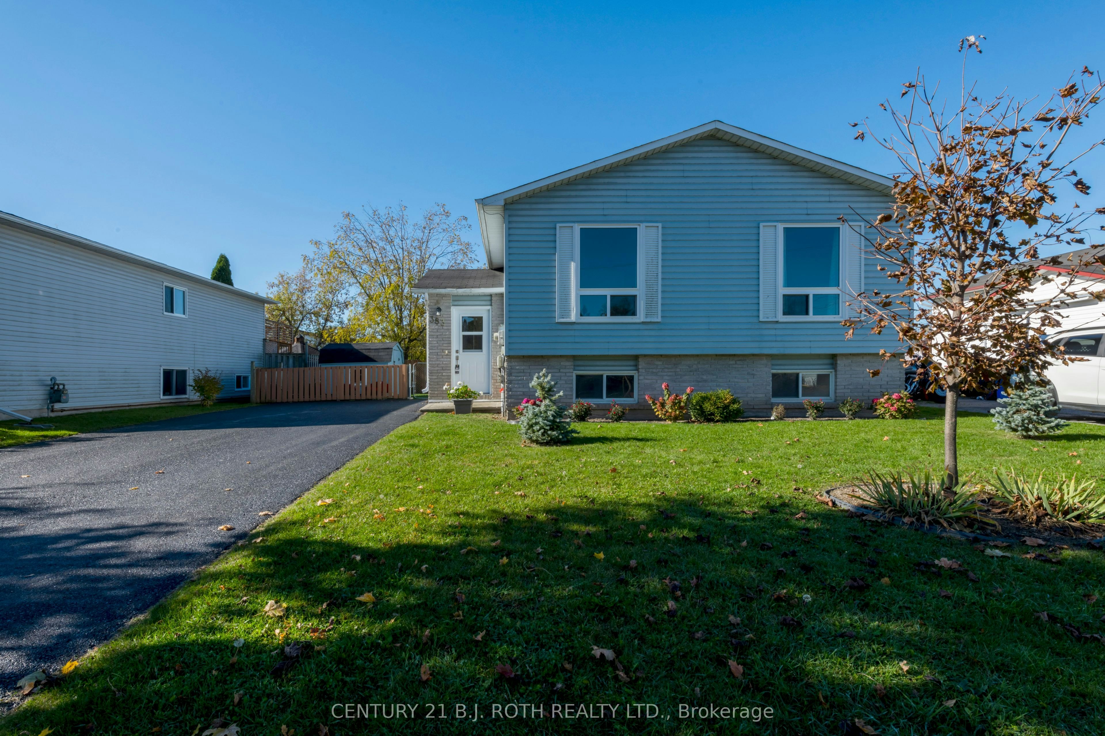 383 High Street, Orillia, ON, L3V 4X6
