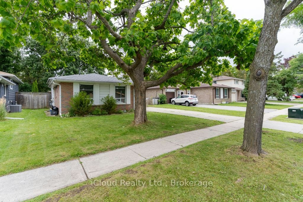 229 Cook Street, Barrie, ON, L4M 4H4 - 2