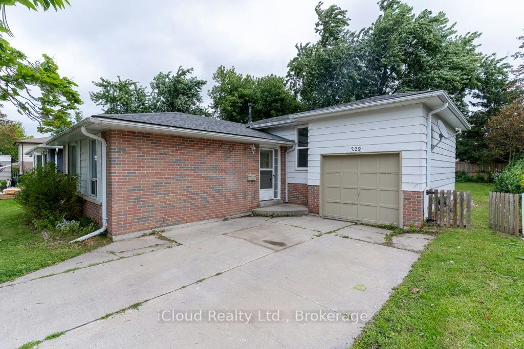 229 Cook Street, Barrie, ON, L4M 4H4 - 3