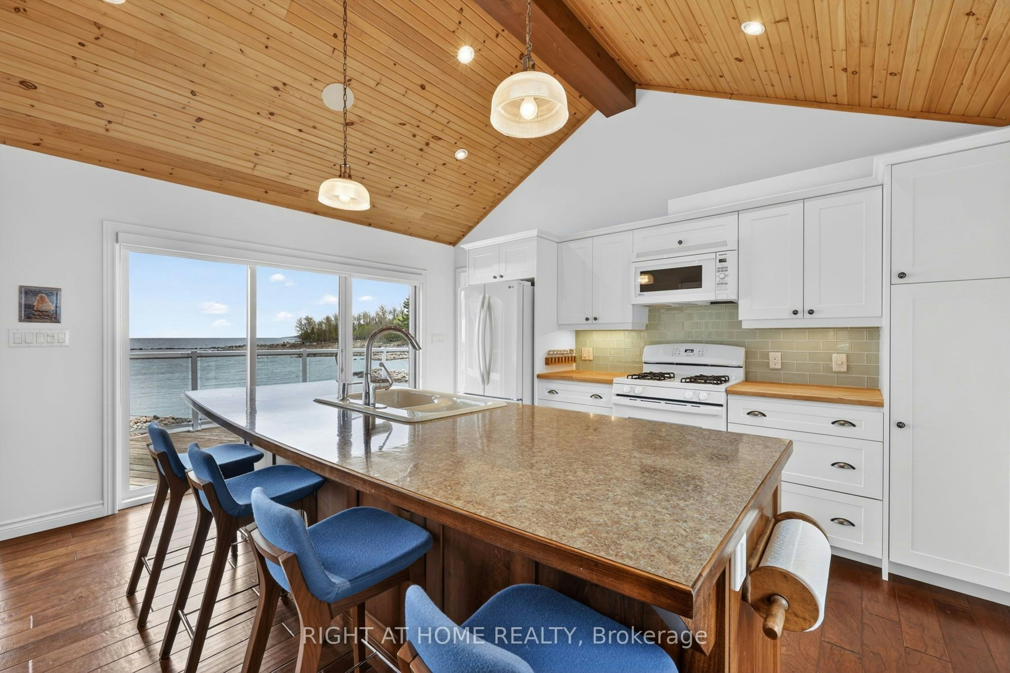 442 Silver Birch Drive, Tiny, ON, L9M 0M5 - 4