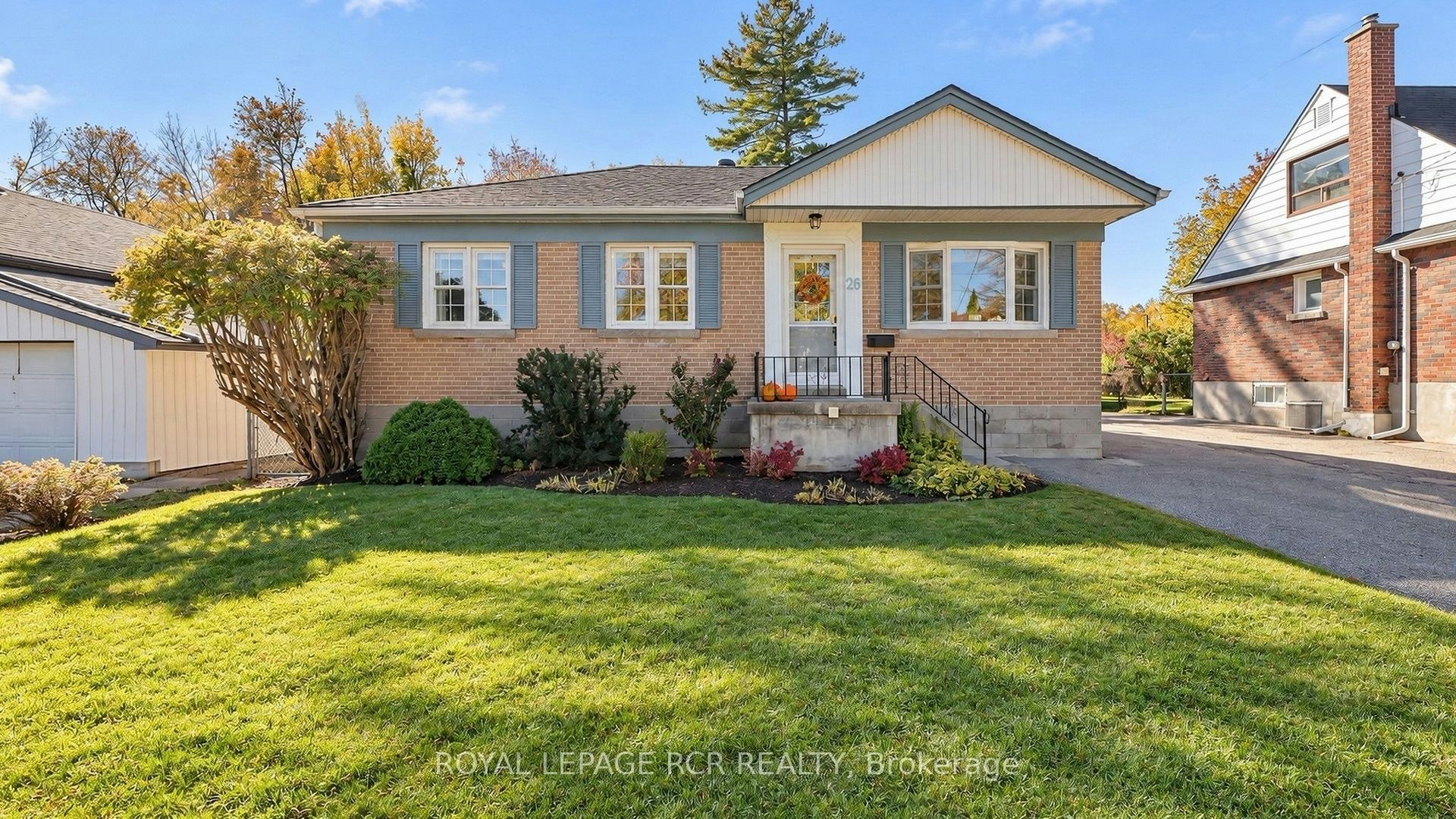 26 Newton Street, Barrie, ON, L4M 3N3