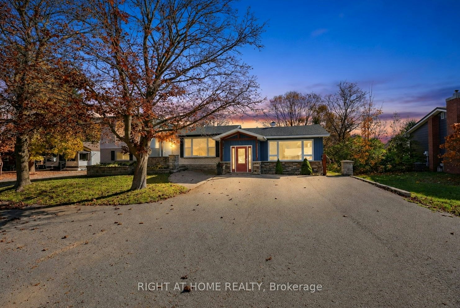 23 Finlay Mill Road, Springwater, ON, L9X 0N9