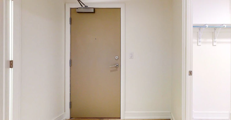 813-185 Dunlop Street E, Barrie, ON, L4M 1A6 - 3