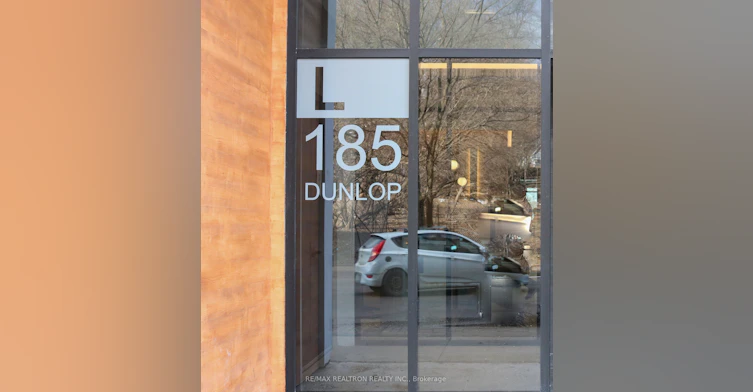 813-185 Dunlop Street E, Barrie, ON, L4M 1A6 - 2