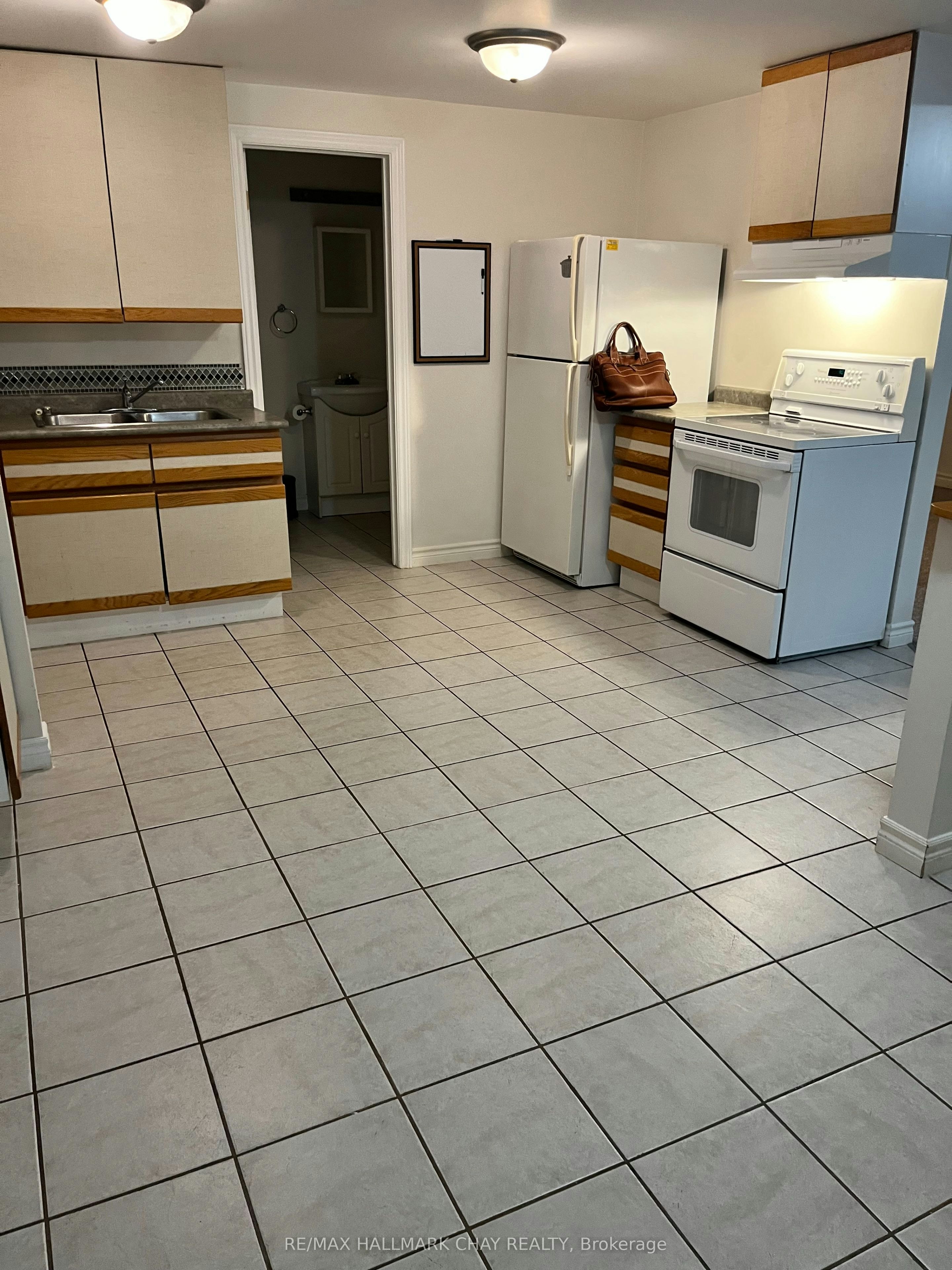 Basement-6 Trask Drive, Barrie, ON, L4N 5R4