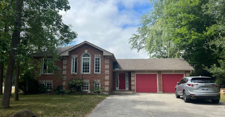 124 41st Street N, Wasaga Beach, ON, L9Z 1Z6