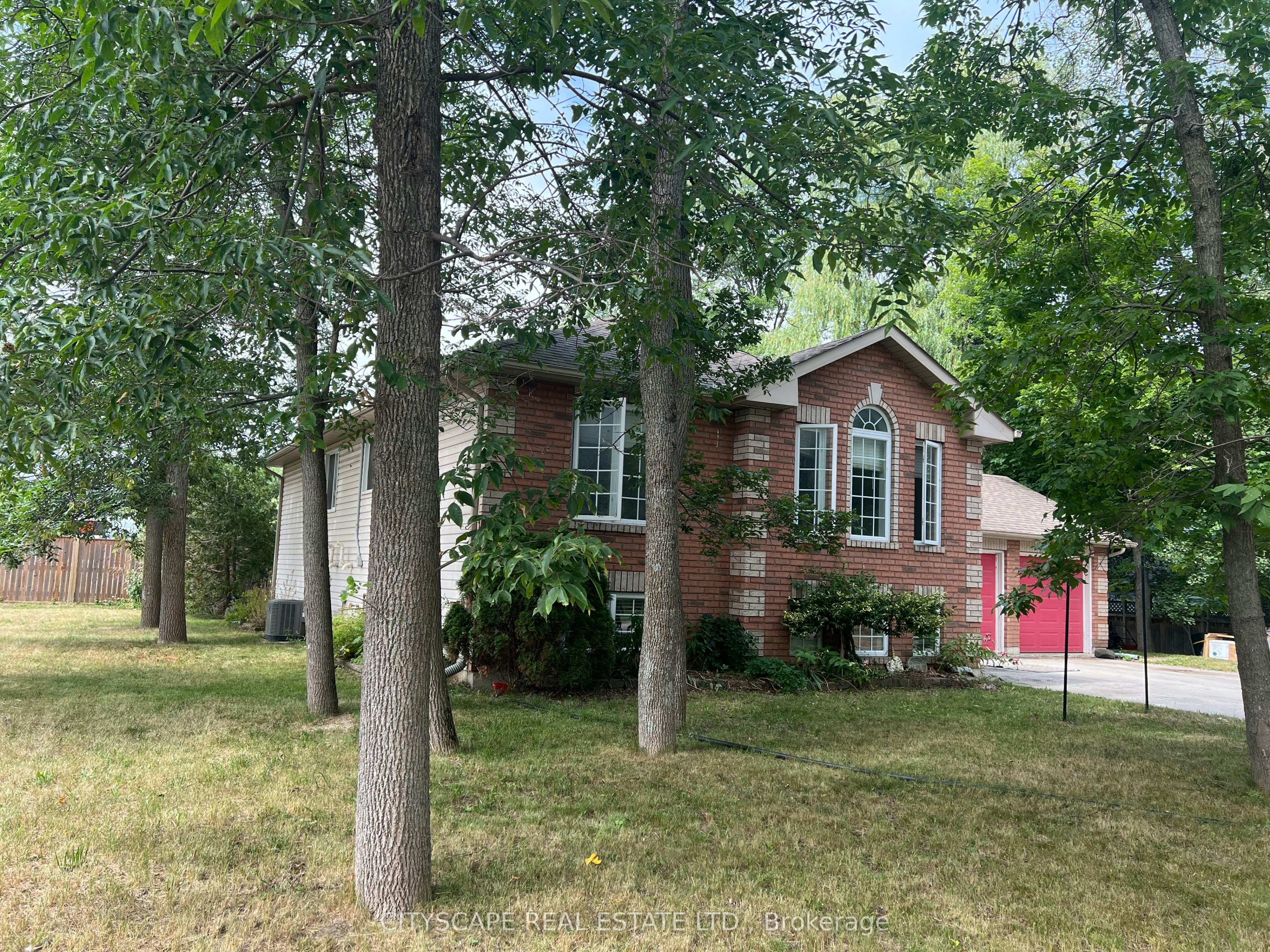 124 41st Street N, Wasaga Beach, ON, L9Z 1Z6 - 2